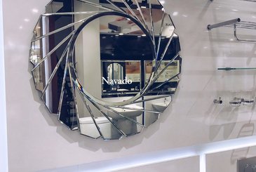 Thiết kế mới lạ hơn với gương phòng tắm nghệ thuật Đà Nẵng.