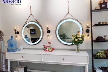 GƯƠNG ĐÈN LED NHÀ VỆ SINH CÓ PHẢI LỰA CHỌN HOÀN HẢO KHÔNG?