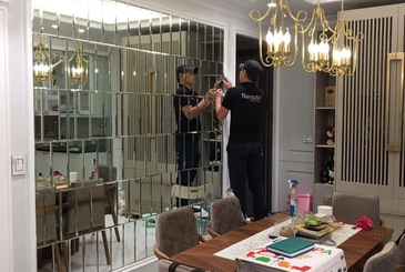 LÀM NỔI BẬT KHÔNG GIAN PHÒNG ĂN VỚI GƯƠNG BỈ TRANG TRÍ