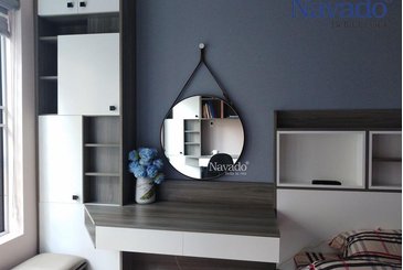 CÔ GÁI THANH LỊCH KHÔNG THỂ THIẾU GƯƠNG TREO DÂY DA TRANG ĐIỂM