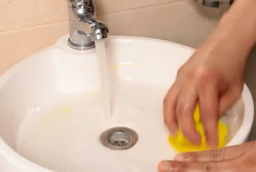 SỬ DỤNG BANKING SODA LÀM SẠCH BỒN RỬA SỨ LAVABO BẠN ĐÃ BIẾT CHƯA