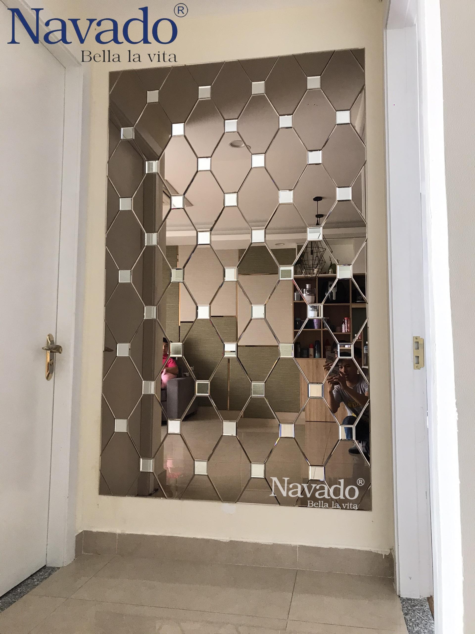 Gương bỉ ghép ô độc đáo decor phòng khách - Gương phòng tắm Đà Nẵng