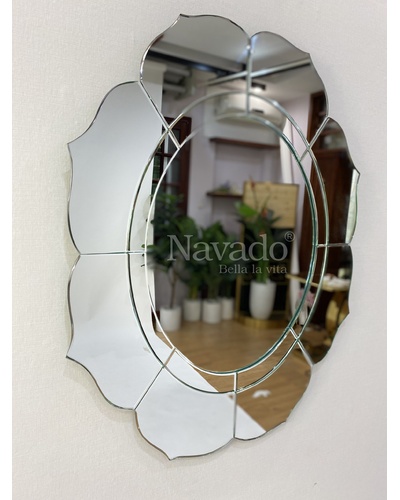 Gương trang điểm nghệ thuật Lotus Navado