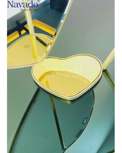 Gương soi hình trái tim Emilia trang điểm khung mạ vàng DN64