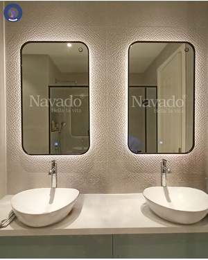 Gương phòng tắm đèn led viền đen cảm ứng hiện đại