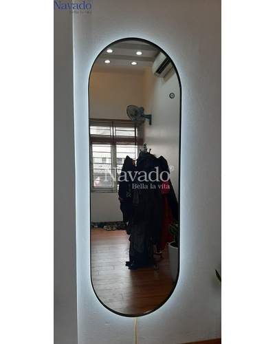 Gương toàn thân đèn led vòm 2 đầu khung inox mạ đen Navado