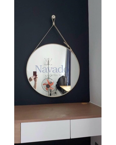Gương dây da trắng decor bàn trang điểm Navado