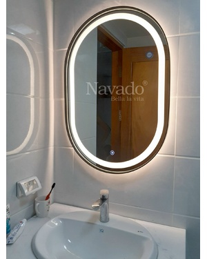 Gương phòng tắm đèn led viền đen vòm 2 đầu Navado