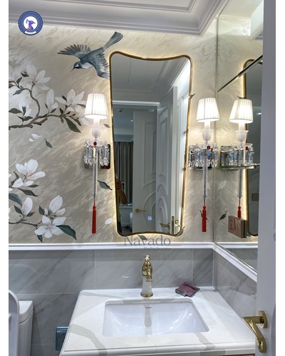 Thiết kế gương phòng tắm mạ vàng luxury sang trọng Navado