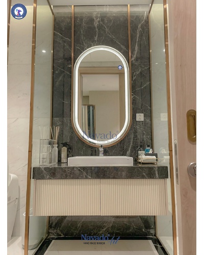 Thiết kế gương phòng tắm đèn led viền inox Navado