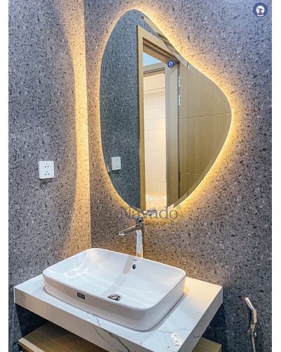 Thiết kế gương phòng tắm đèn led hình viên đá cảm ứng