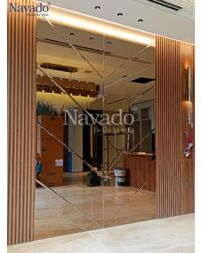 Gương ghép ốp tường phòng khách Navado