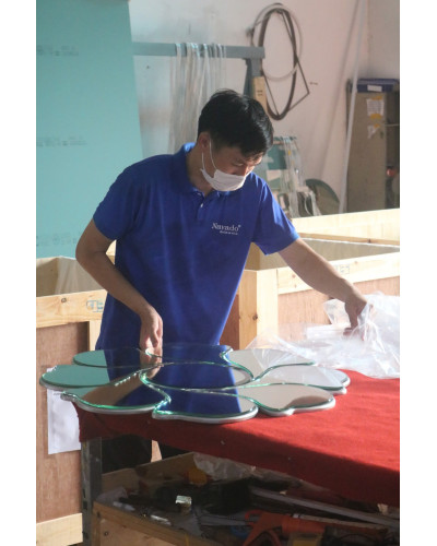 Gương nhà tắm Kadupul gold NAV 2001-NT