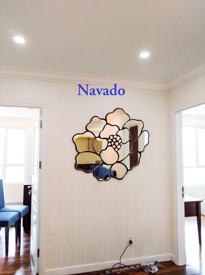 Gương decor phòng khách Dubai Navado