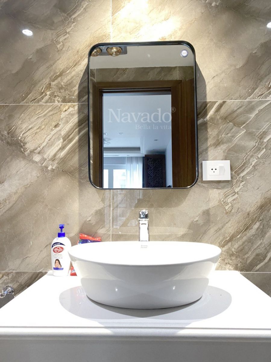 Gương phòng tắm Lâm Đồng khung thép sơn đen