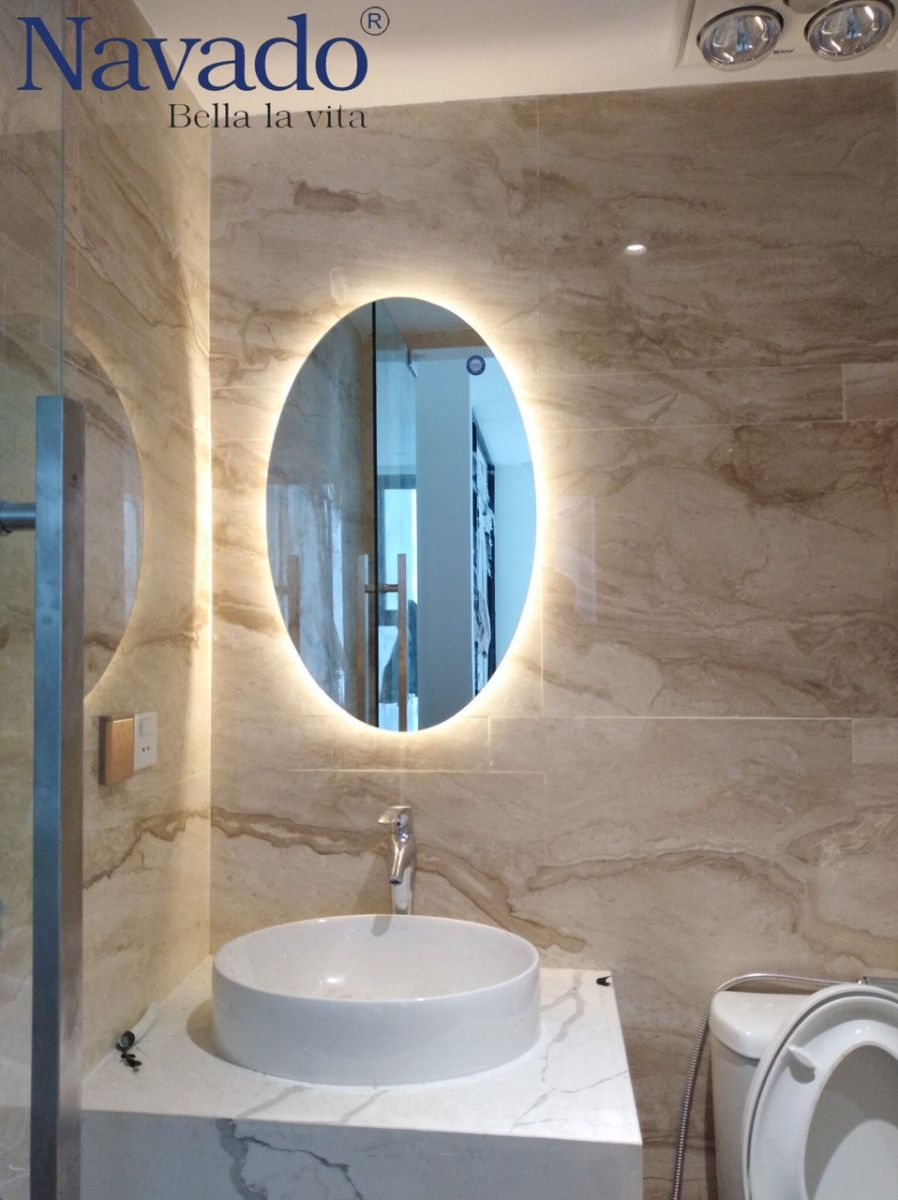 Gương elip đèn led cảm ứng nhà tắm cao cấp