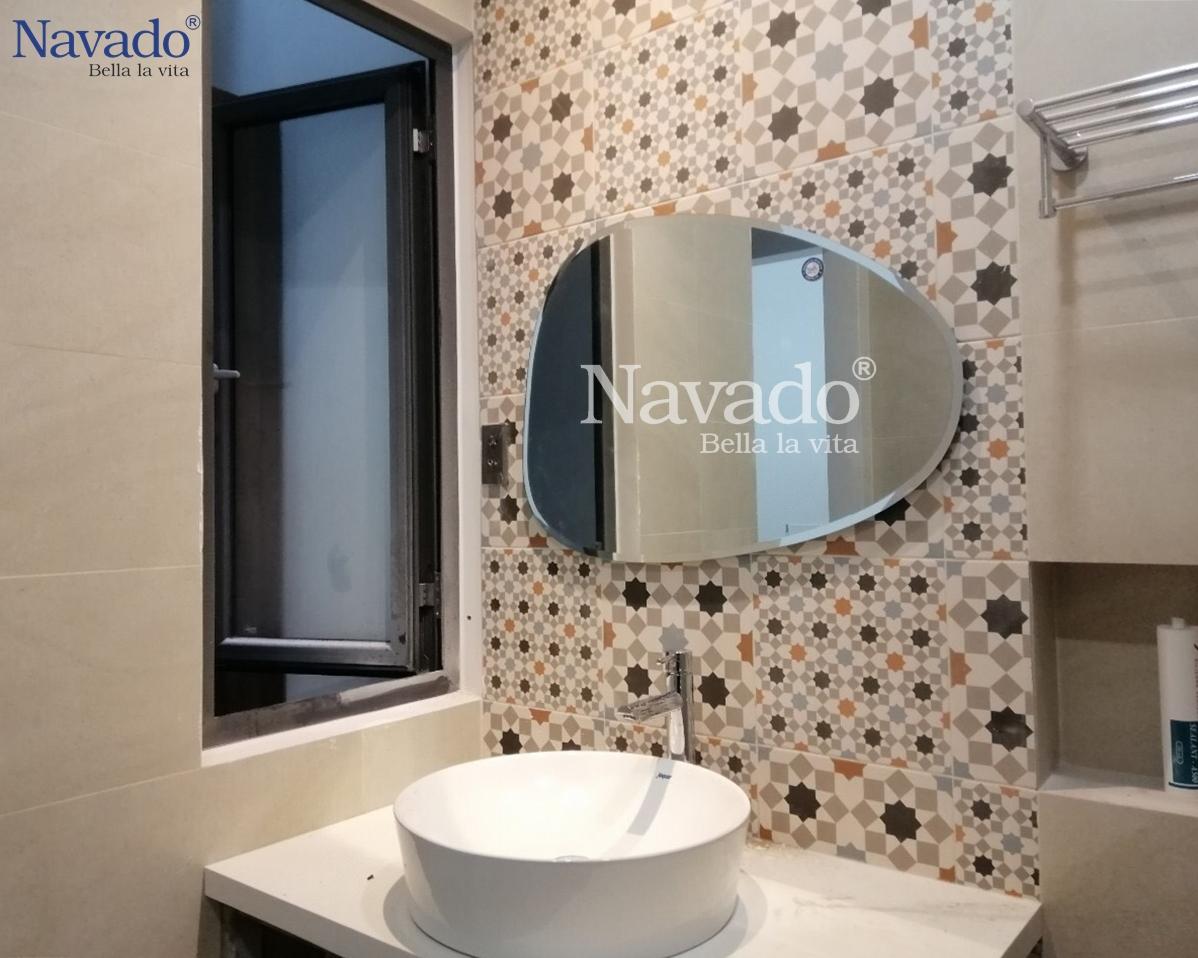 Gương phòng tắm NAV109C 60x80cm